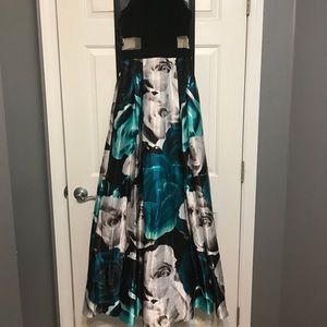 Floral homecoming/prom dress